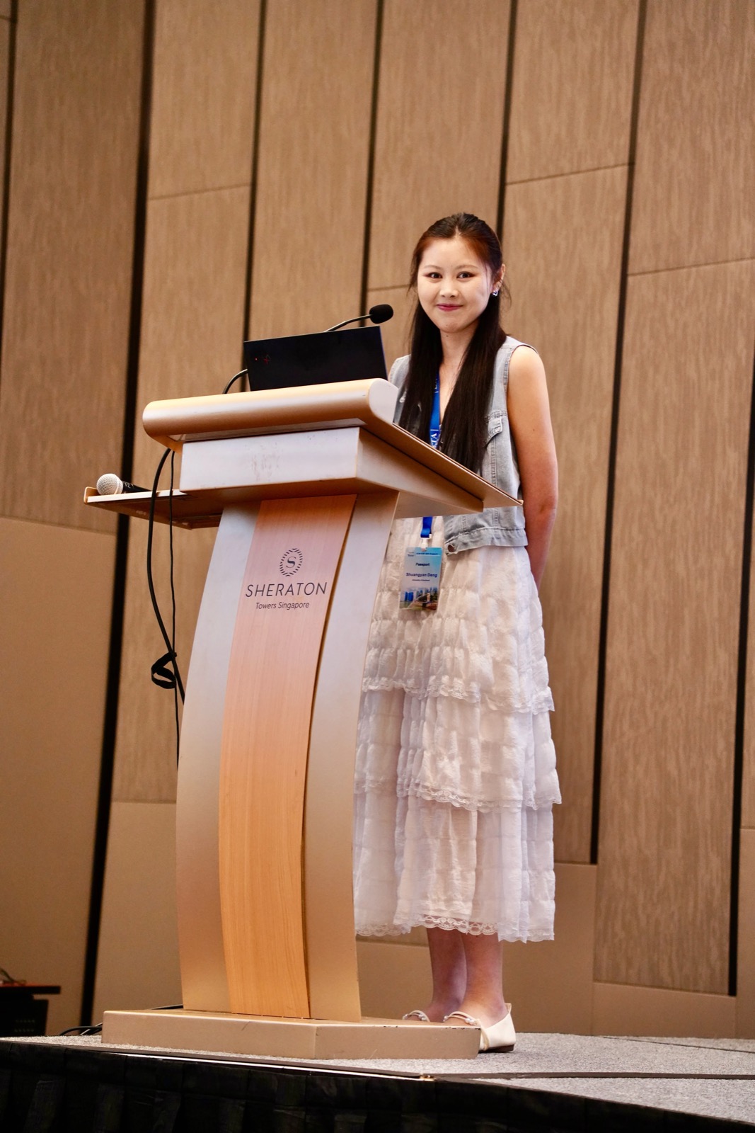 Shuangyan Deng presenting at ICAIF 2025